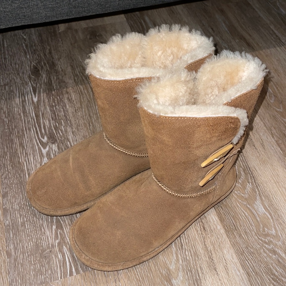 BearPaw Abigail Boots